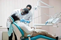 13 Jenis Perawatan yang Dapat Dilakukan di Dokter Gigi